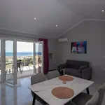Gigi Star Luxury Apartments With Pool, Sea View