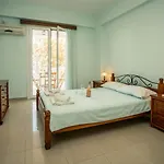 Vikos Seaside Apartments