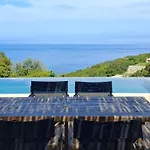 Aroa Eco Living Experience