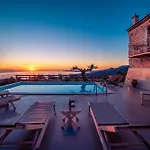 Aria Villa