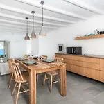 Dreambox Mykonos Suites