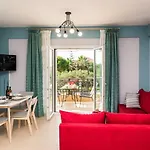 Esmeralda Zante House