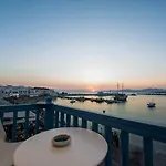 White Memories, seafront luxury apartment Mykonos