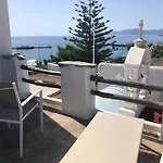 Rania Apartments Sea View