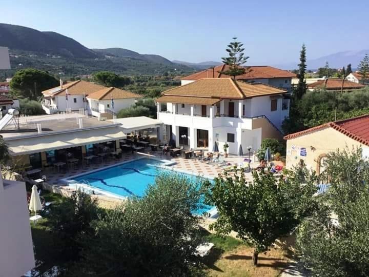 Potamitis Ξενοδοχείο με διαμερίσματα