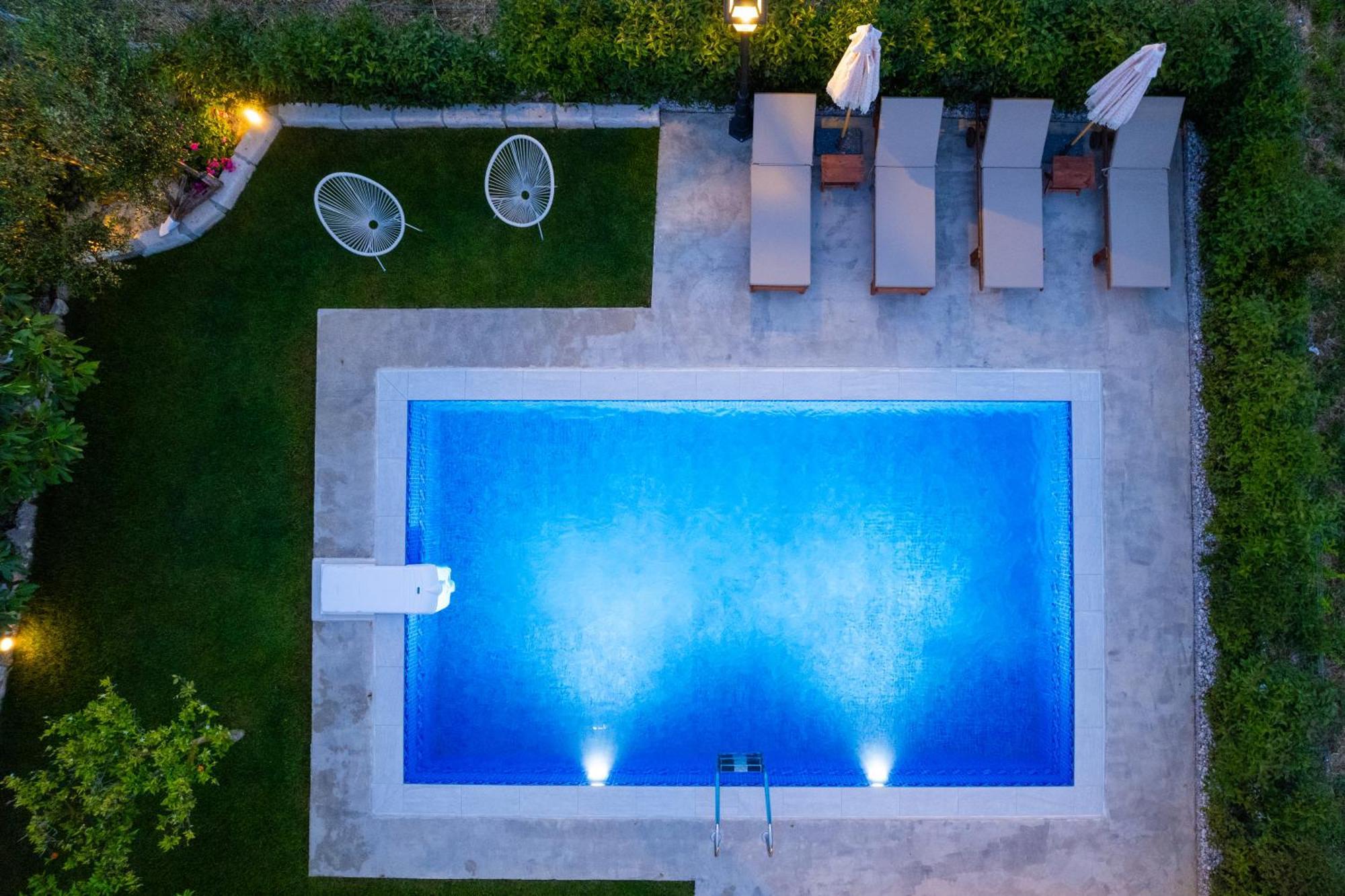 G&k, An Enchanting Secluded Retreat * Romirion