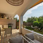 Maria House
