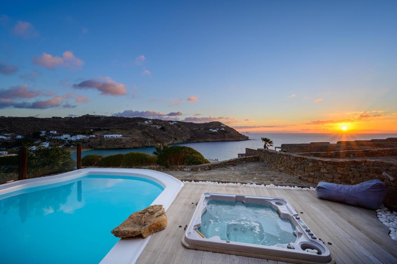 Beyond Beachfront Super Paradise