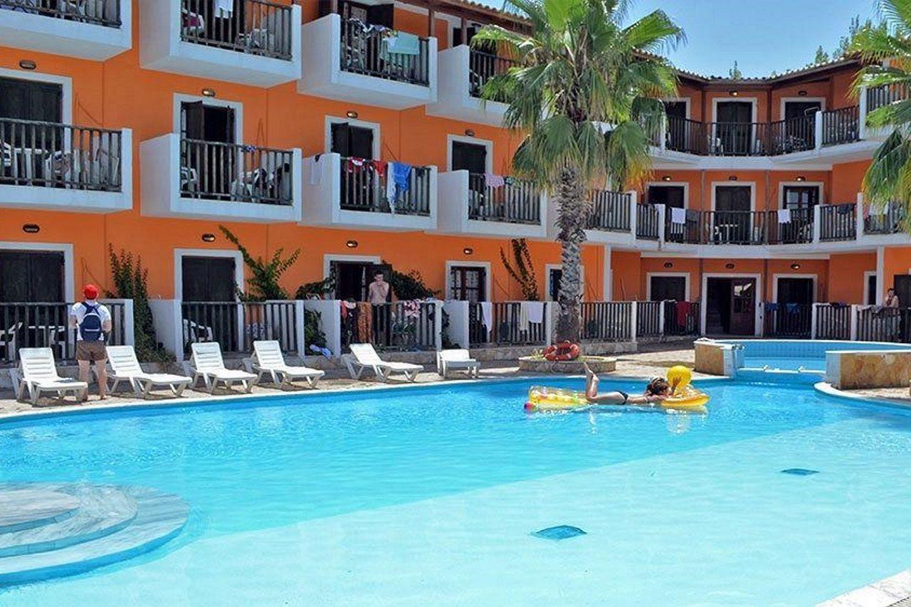 Dimis Apartamento Laganas