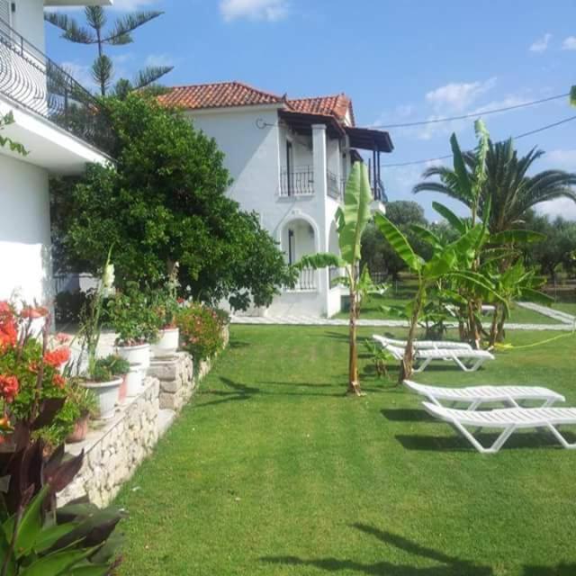 Hotel apartamentowy Akropolis