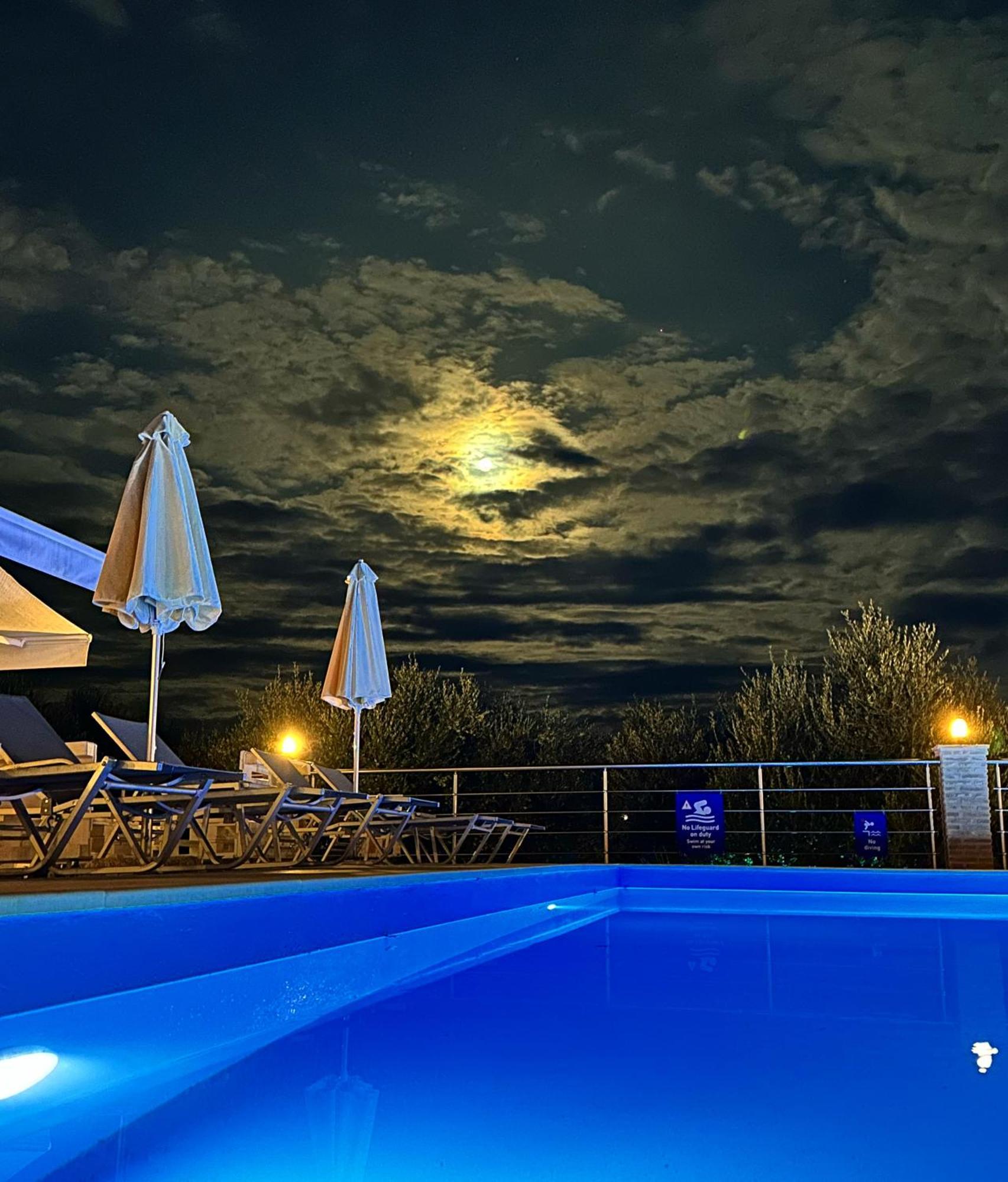 Apartahotel Valentino Villas&apartments Vasilikí